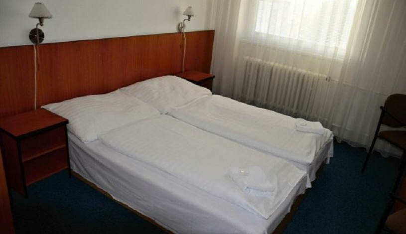 HOTEL MORAVA** Uherské Hradiště